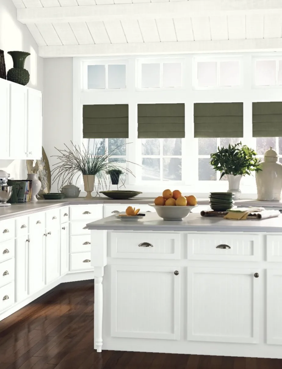 benjamin moore chantilly lace kitchen cabinets